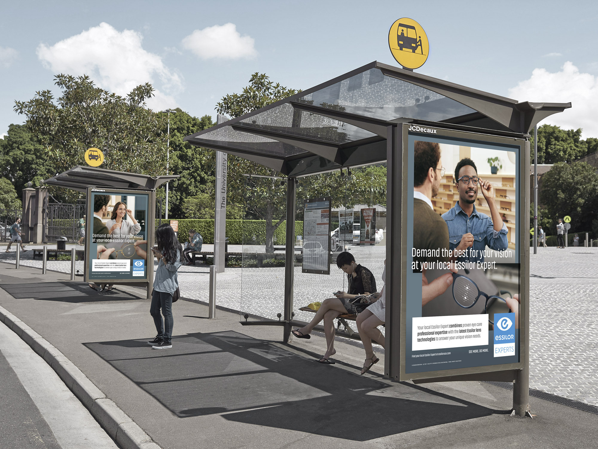 ESSILOR_BusShelter_InSitu_2000pxWeb